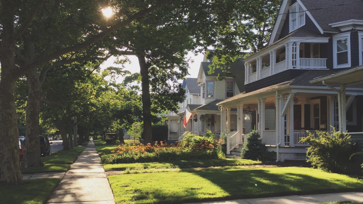 3 Ways To Maintain Your Home’s Curb Appeal